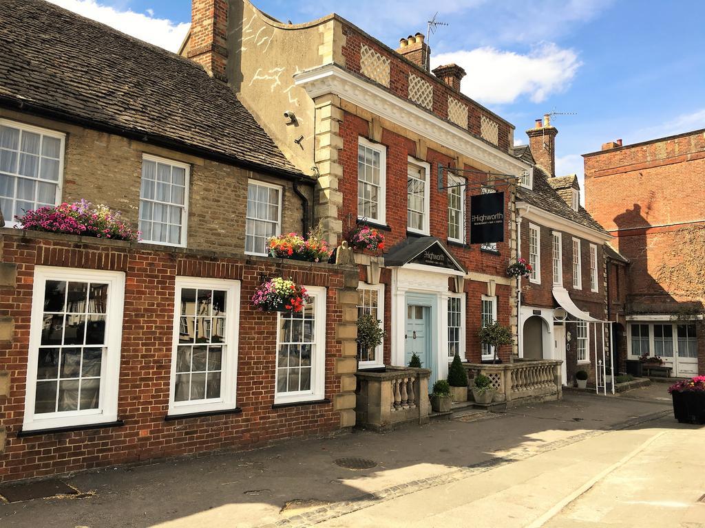 The Highworth Hotel سويندون المظهر الخارجي الصورة