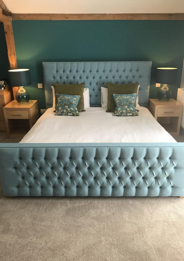 The Highworth Hotel سويندون المظهر الخارجي الصورة
