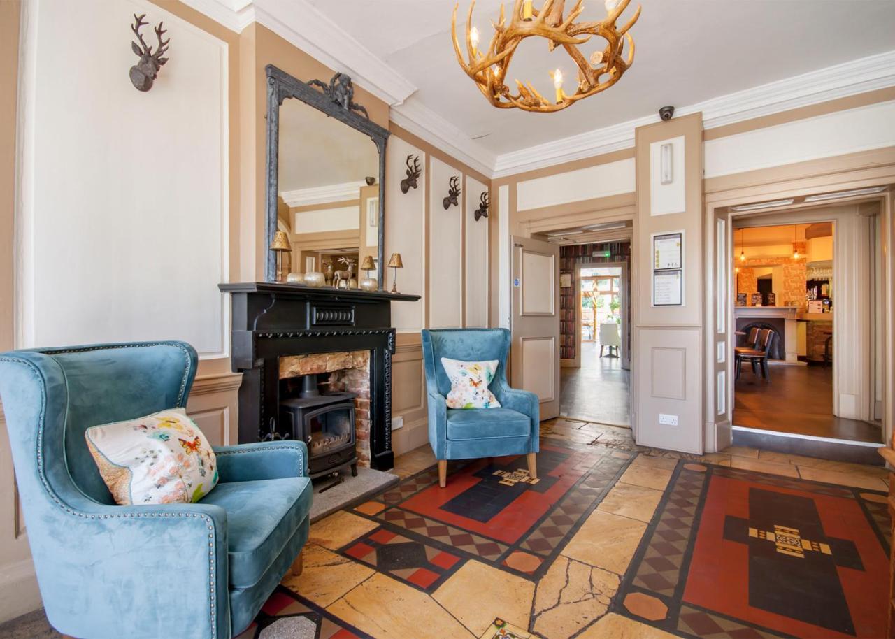 The Highworth Hotel سويندون المظهر الخارجي الصورة