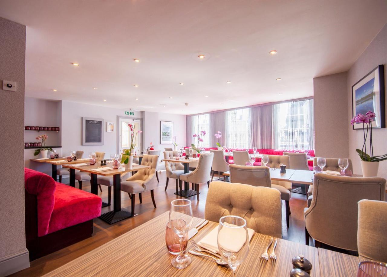 The Highworth Hotel سويندون المظهر الخارجي الصورة