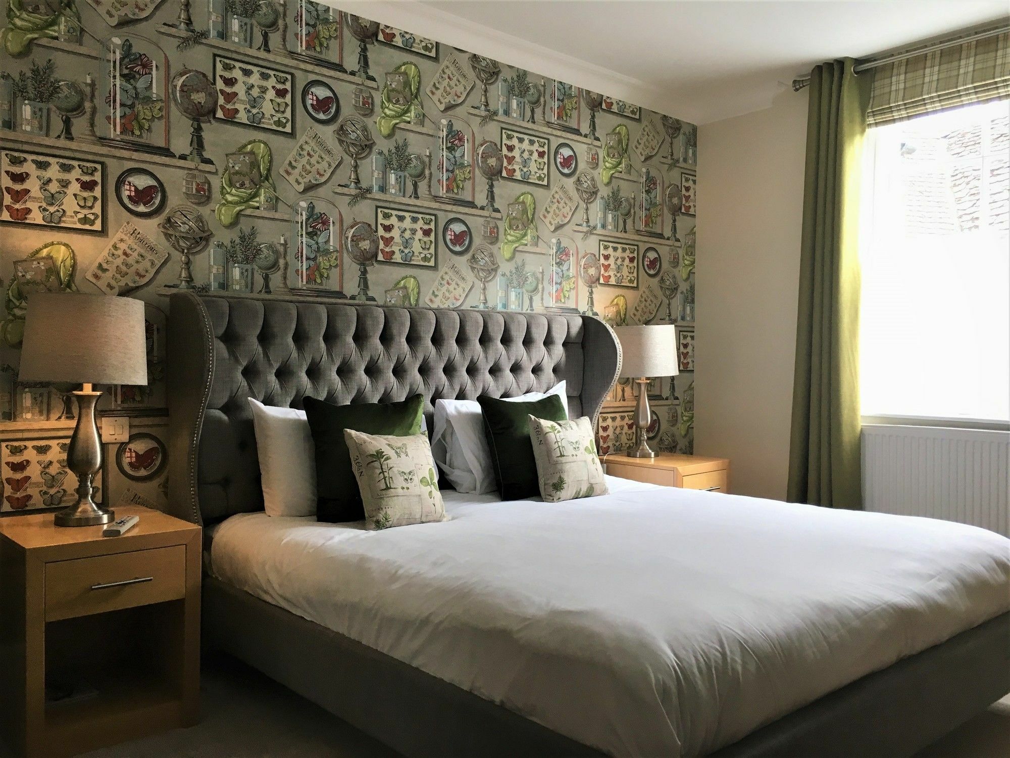 The Highworth Hotel سويندون المظهر الخارجي الصورة